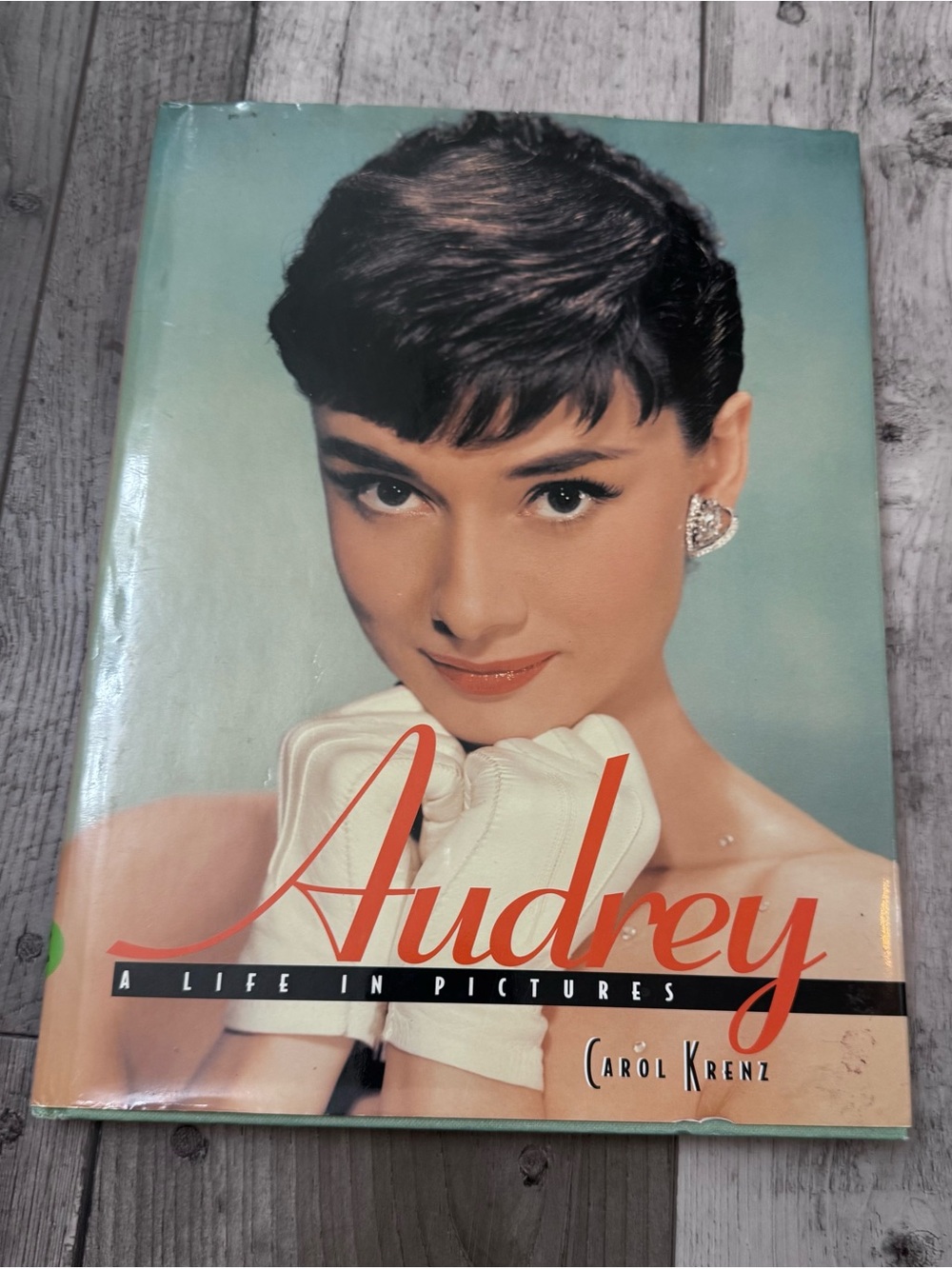 Audrey Hepburn Book Movie Star A Life in Many Pictures Krenz Carol Hard Cover